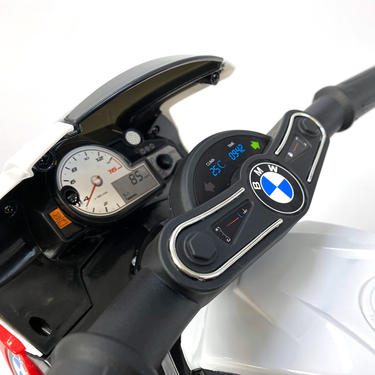 Moto-para-niños-BMW-triciclo-blanca-y-roja-detalle-4