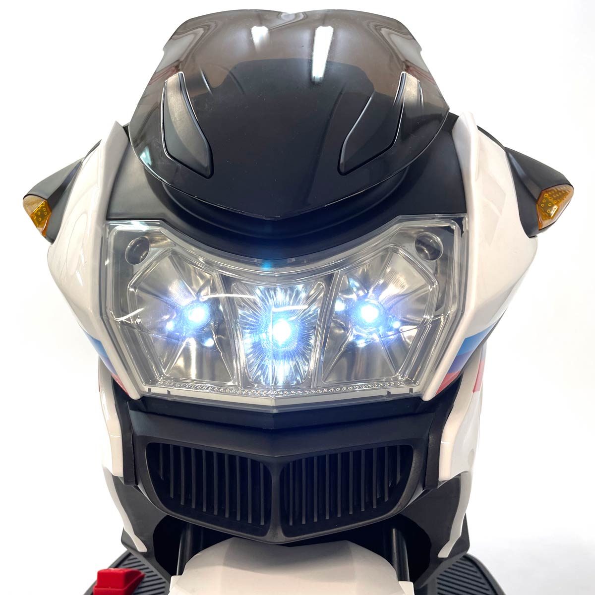 moto-estilo-turismo-blanca-para-niño-y-niña-detalle-1